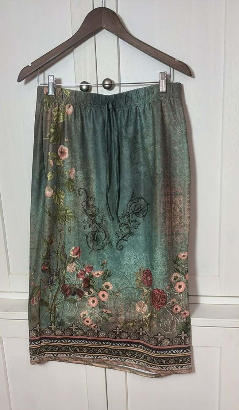 SHEIN Curve Floral Skirt Size 0XL Green Drawstring Midi Boho